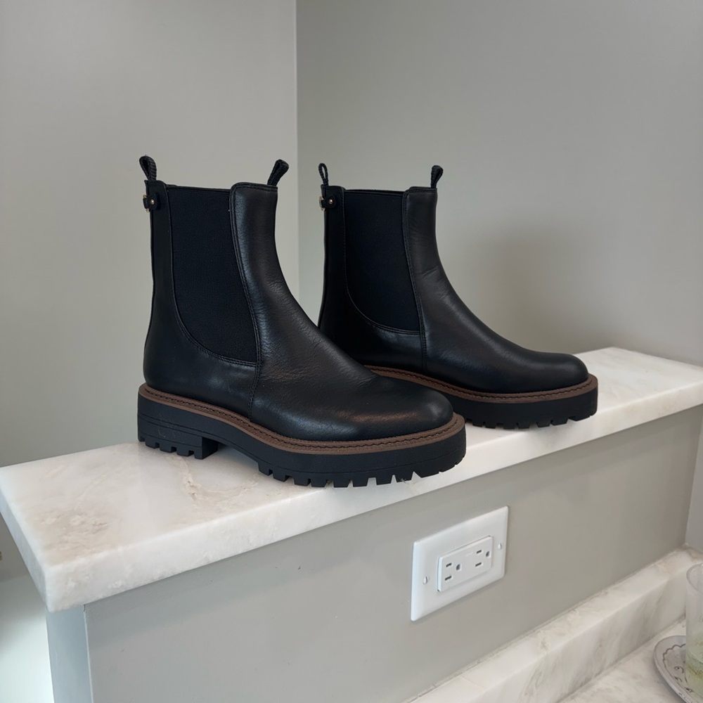 Sam Edelman Laguna Chelsea Black Ankle Booties - Picture 4 of 7